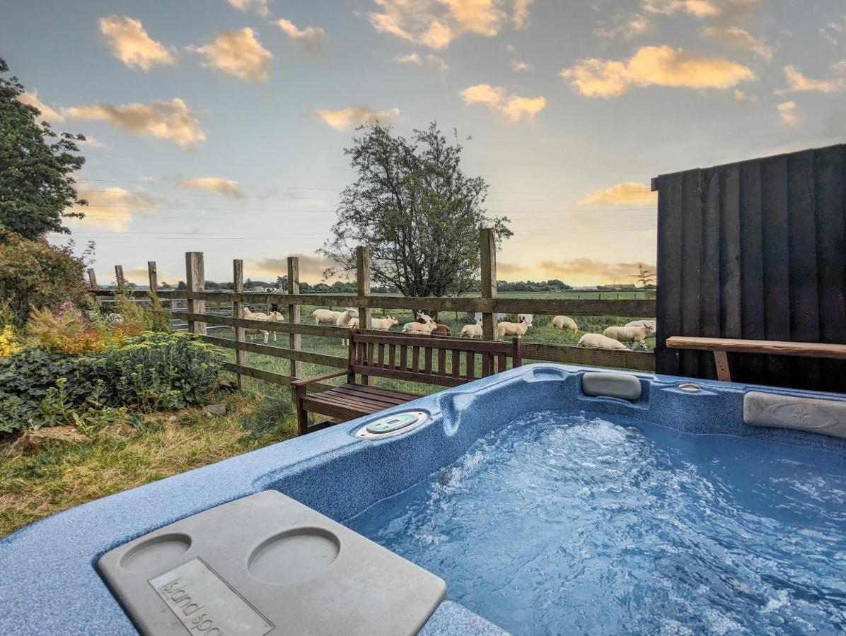 The Gilpin Farmhouse, Lake District Getaway Levens Exteriér fotografie